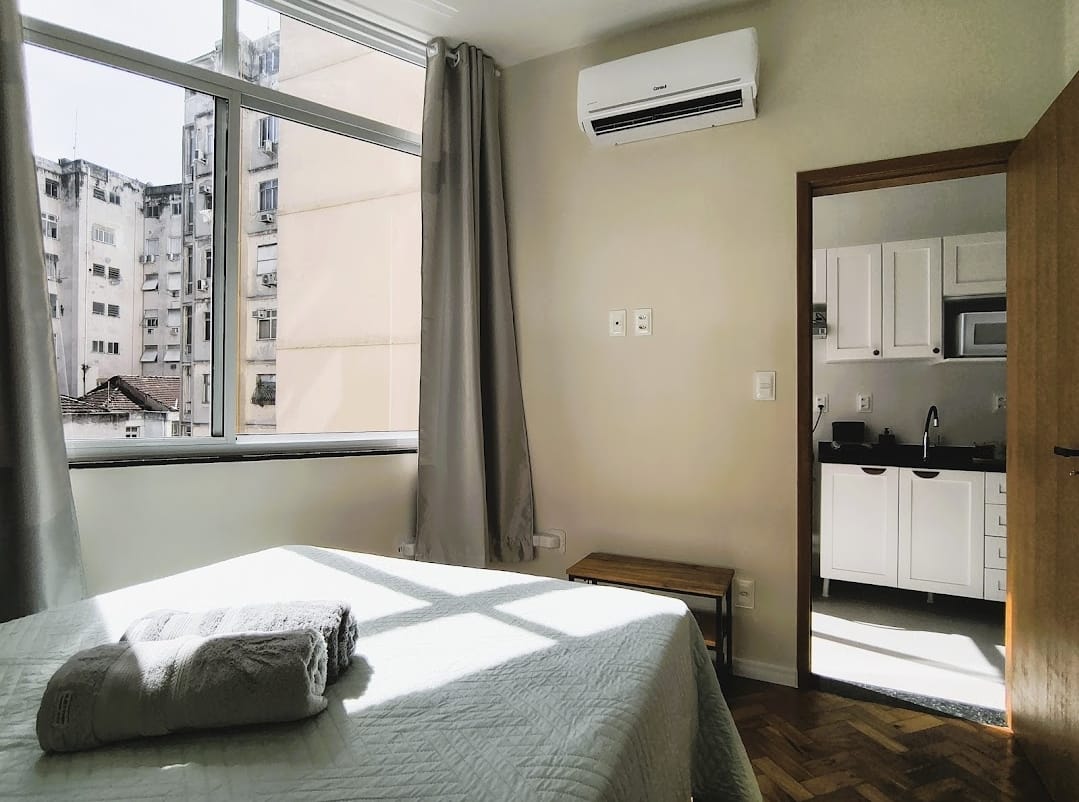 Apartamento a venda Copacabana quarto e sala .